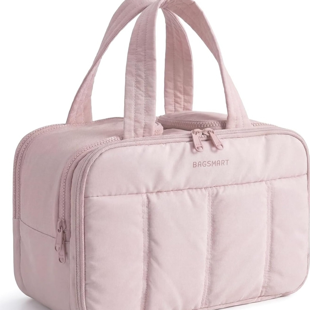 BAGSMART Quilted Travel Cosmetic Bag in Light Pink